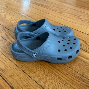 Gray crocs